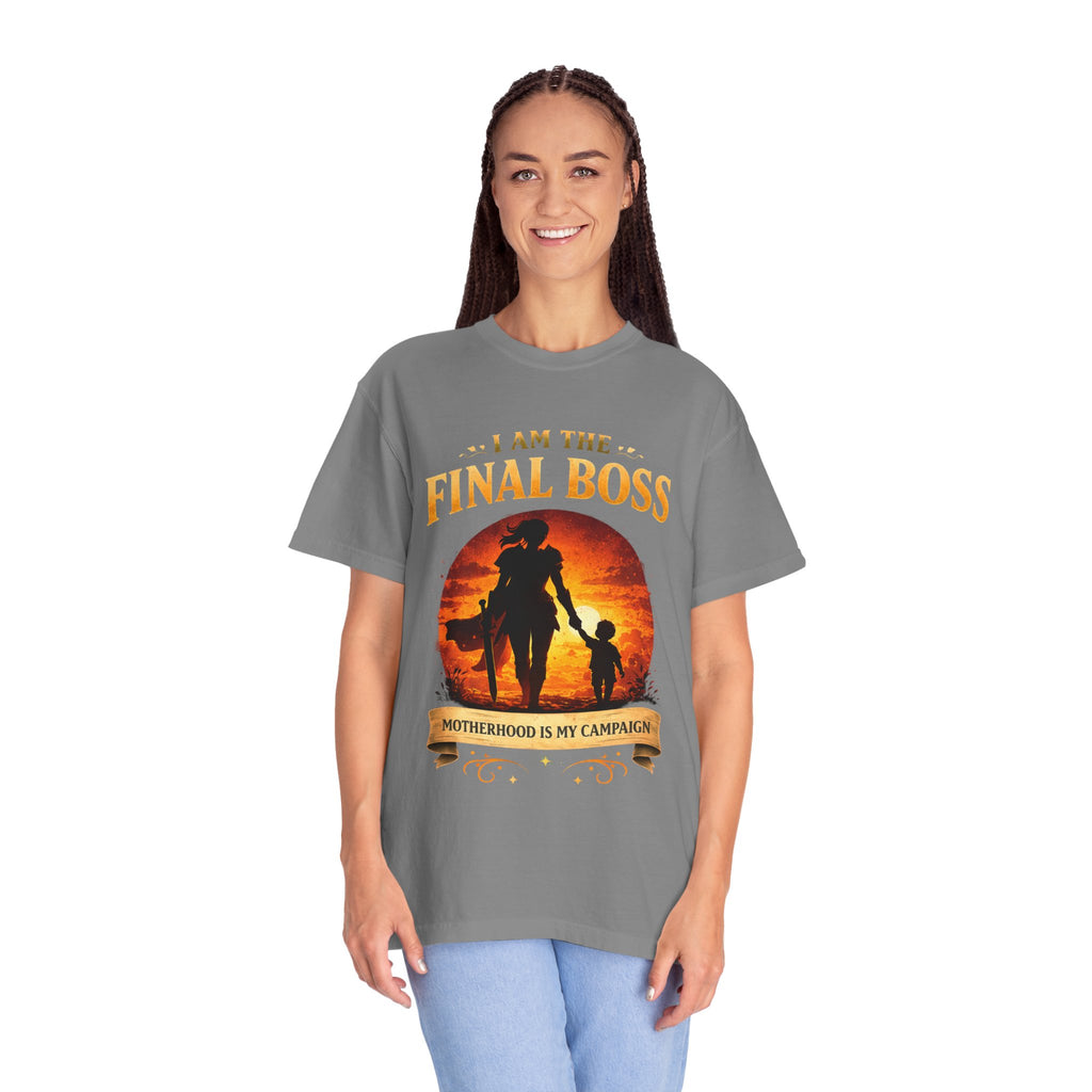 T‑Shirt — "I Am The Final Boss: Motherhood Is My Campaign" Graphic Tee