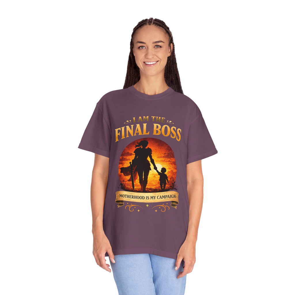 T‑Shirt — "I Am The Final Boss: Motherhood Is My Campaign" Graphic Tee
